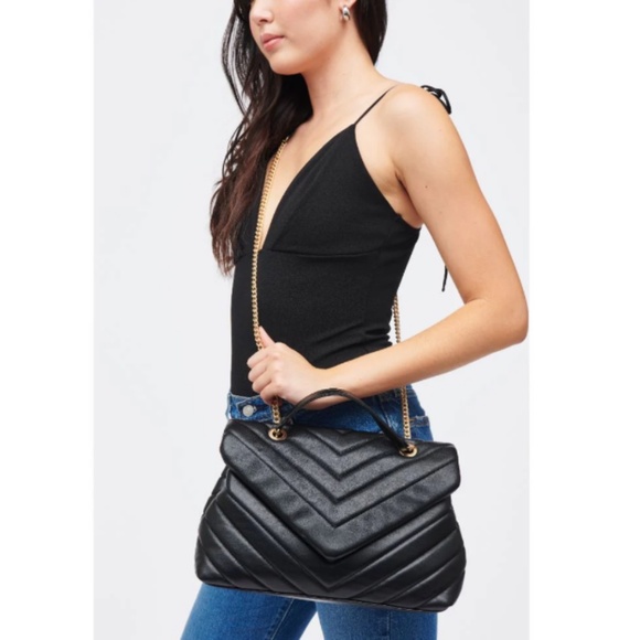 Urban Expressions  Black Puffer Crossbody Women’s Purse With Goal Chain Straps - Picture 10 of 10